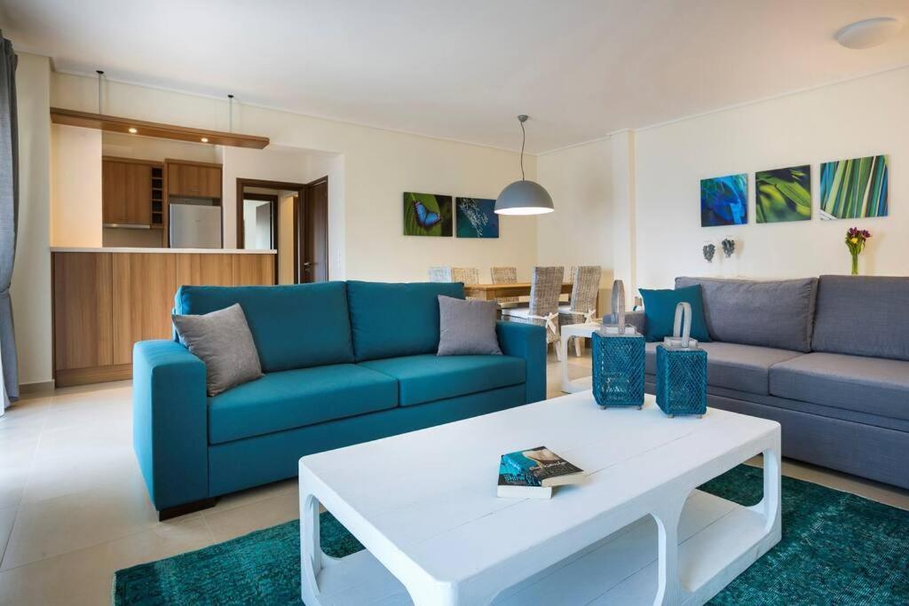 Eucalyptus Suite Sea View Karavomylos Eksteriør bilde