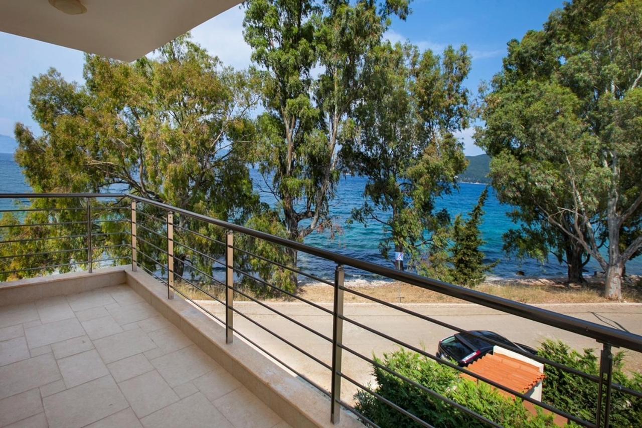 Eucalyptus Suite Sea View Karavomylos Eksteriør bilde